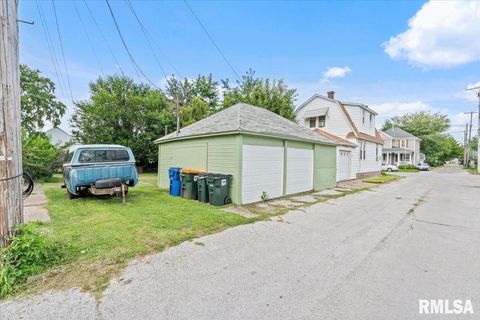 Tiny photo for 1505 W 14TH Street, Davenport, IA 52804 (MLS # QC4267838)