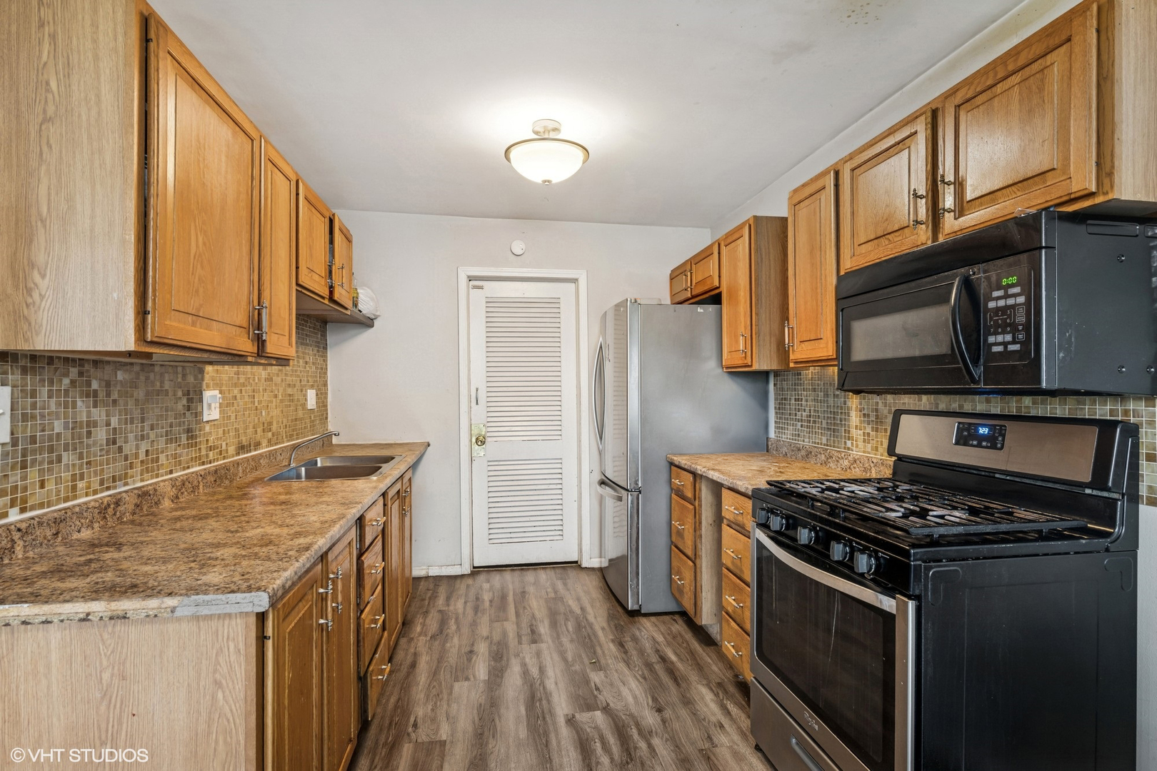 1340 Kingsbury Drive 2
