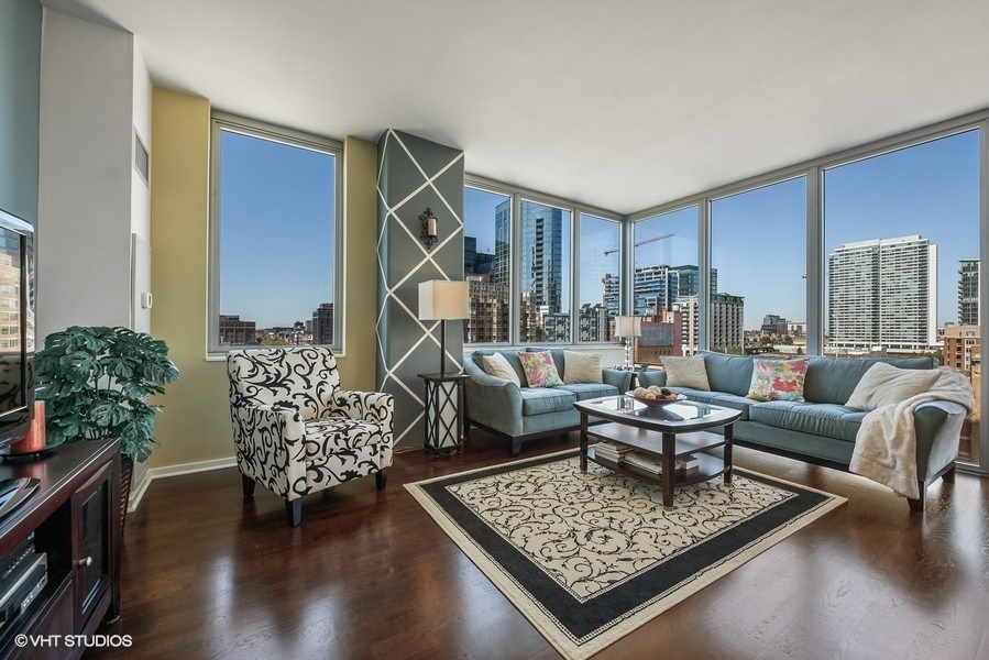 659 W Randolph Street 709