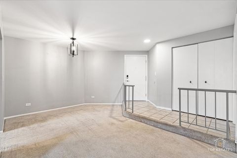 Tiny photo for 194 Grove Avenue #A, Des Plaines, IL 60016 (MLS # 12553445)