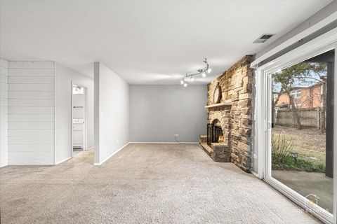 Tiny photo for 194 Grove Avenue #A, Des Plaines, IL 60016 (MLS # 12553445)