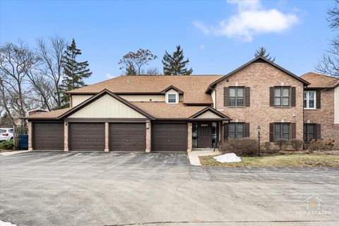 Photo of 194 Grove Avenue #A, Des Plaines, IL 60016 (MLS # 12553445)