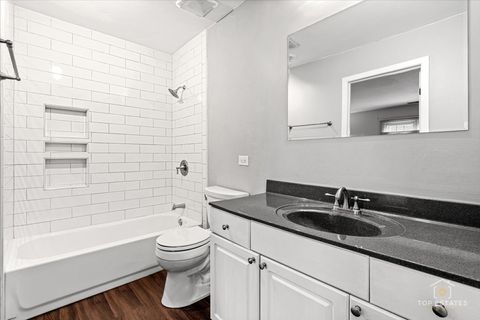 Tiny photo for 194 Grove Avenue #A, Des Plaines, IL 60016 (MLS # 12553445)