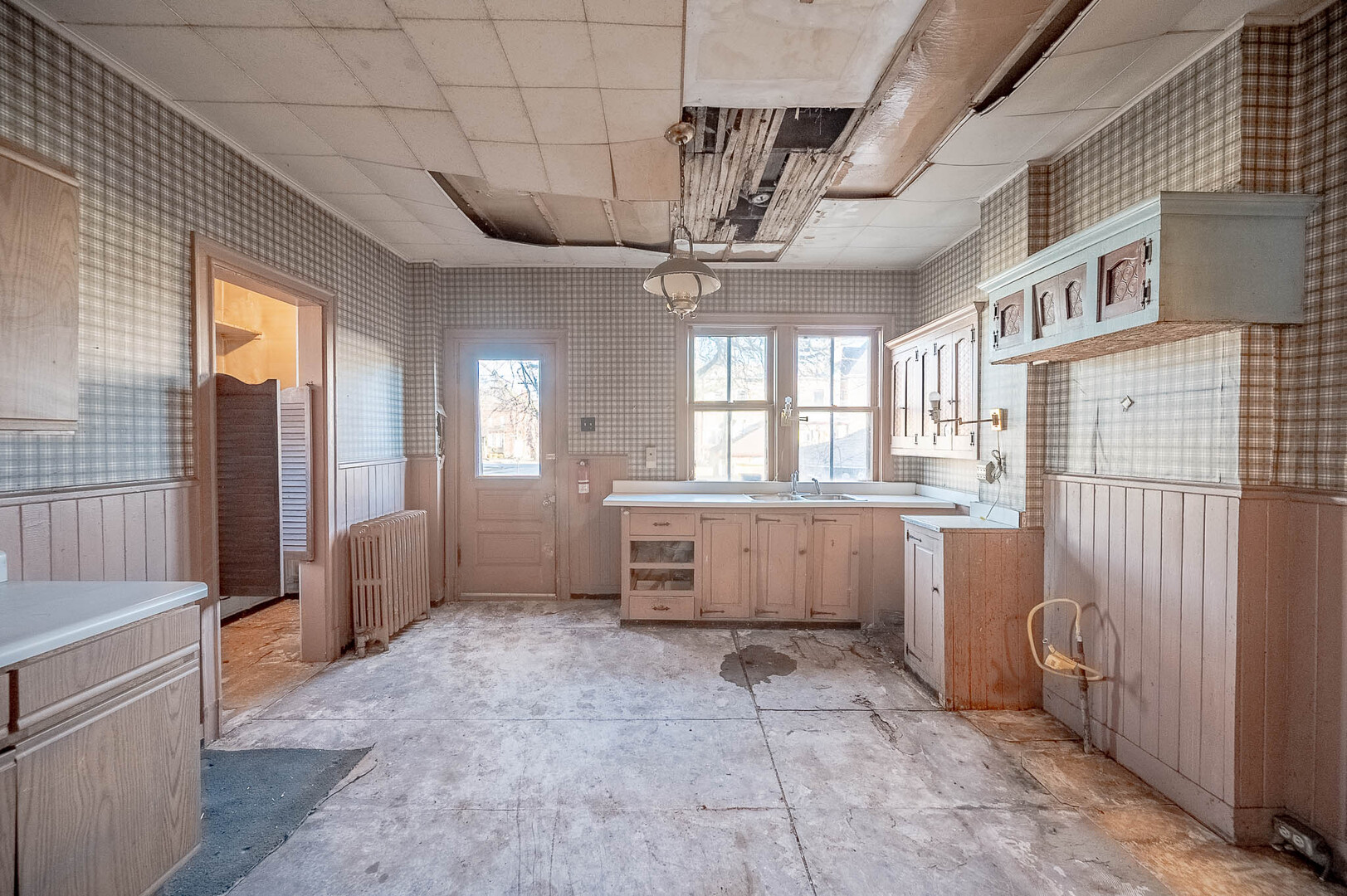 11301 S Cottage Grove Avenue