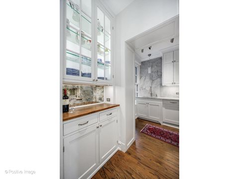 Tiny photo for 1120 N LAKE SHORE Drive #10C, Chicago, IL 60611 (MLS # 12550658)