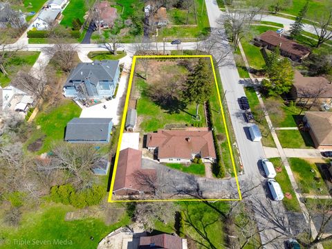 Tiny photo for 132 Harvey Avenue, Wood Dale, IL 60191 (MLS # 12611889)