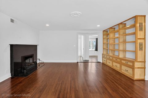 Tiny photo for 132 Harvey Avenue, Wood Dale, IL 60191 (MLS # 12611889)