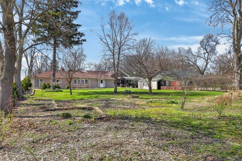 Tiny photo for 132 Harvey Avenue, Wood Dale, IL 60191 (MLS # 12611889)