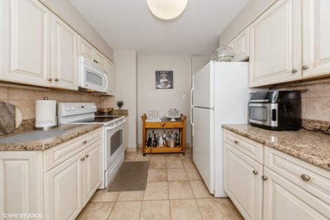 Tiny photo for 601 E 32nd Street #PH5, Chicago, IL 60616 (MLS # 12401334)