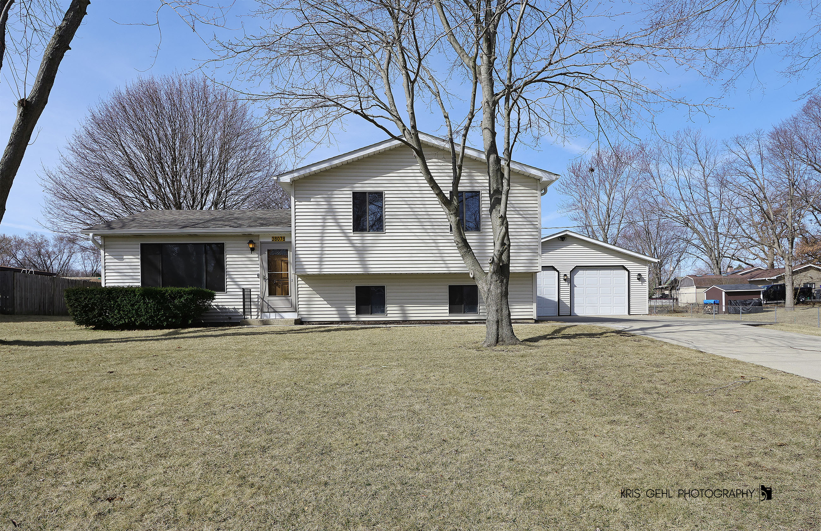 Listing image 1
