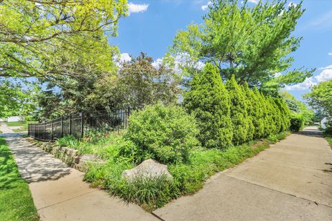 Tiny photo for 1801 Trails Drive, Urbana, IL 61802 (MLS # 12626267)