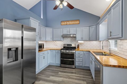 Tiny photo for 510 N Lockwood Drive, Lockport, IL 60441 (MLS # 12515741)