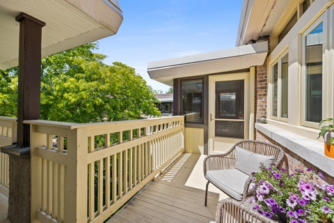 Tiny photo for 177 Linden Avenue #3, Oak Park, IL 60302 (MLS # 12668008)