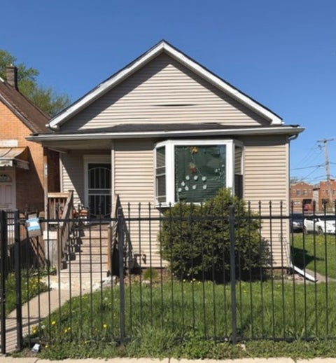 Photo of 7916 S Normal Avenue, Chicago, IL 60620 (MLS # 12797105)