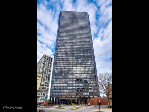 Photo of 5415 N Sheridan Road #5015, Chicago, IL 60640 (MLS # 12706648)