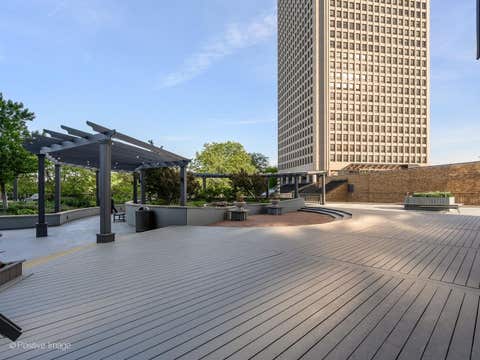 Tiny photo for 5415 N Sheridan Road #5015, Chicago, IL 60640 (MLS # 12706648)
