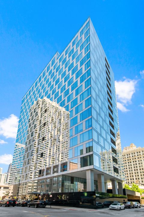 403 N Wabash Avenue 17B Chicago IL 60611