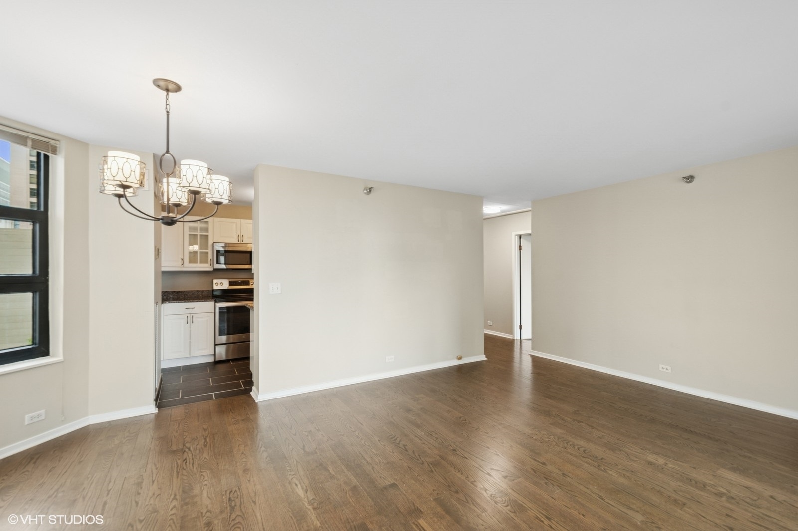 401 E Ontario Street 702