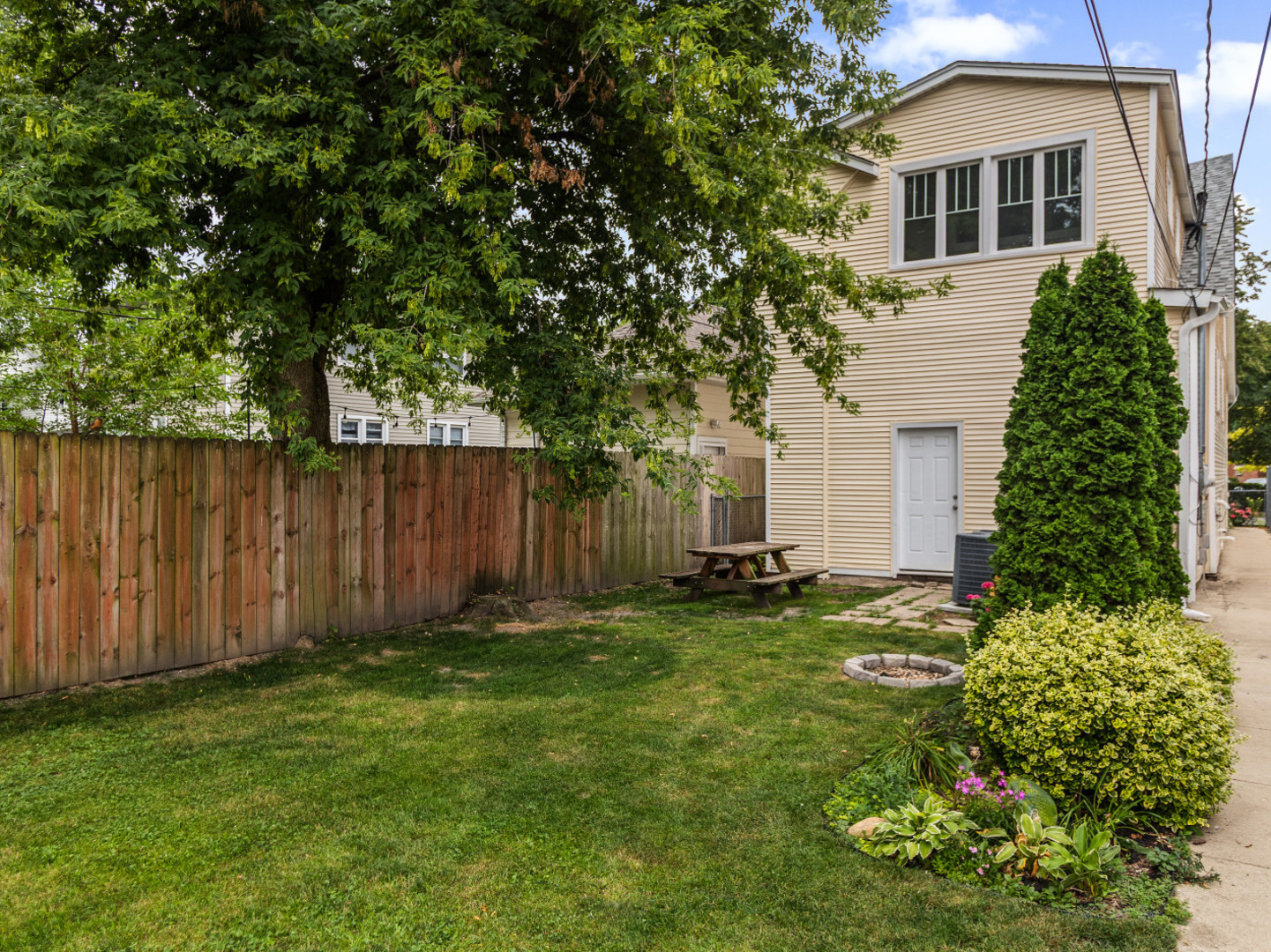 2039 Brown Avenue