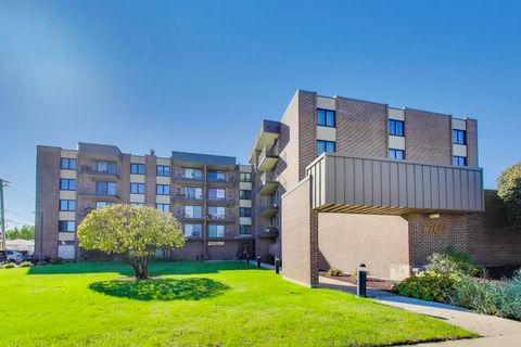 7707 W Irving Park Road 303 Chicago IL 60634