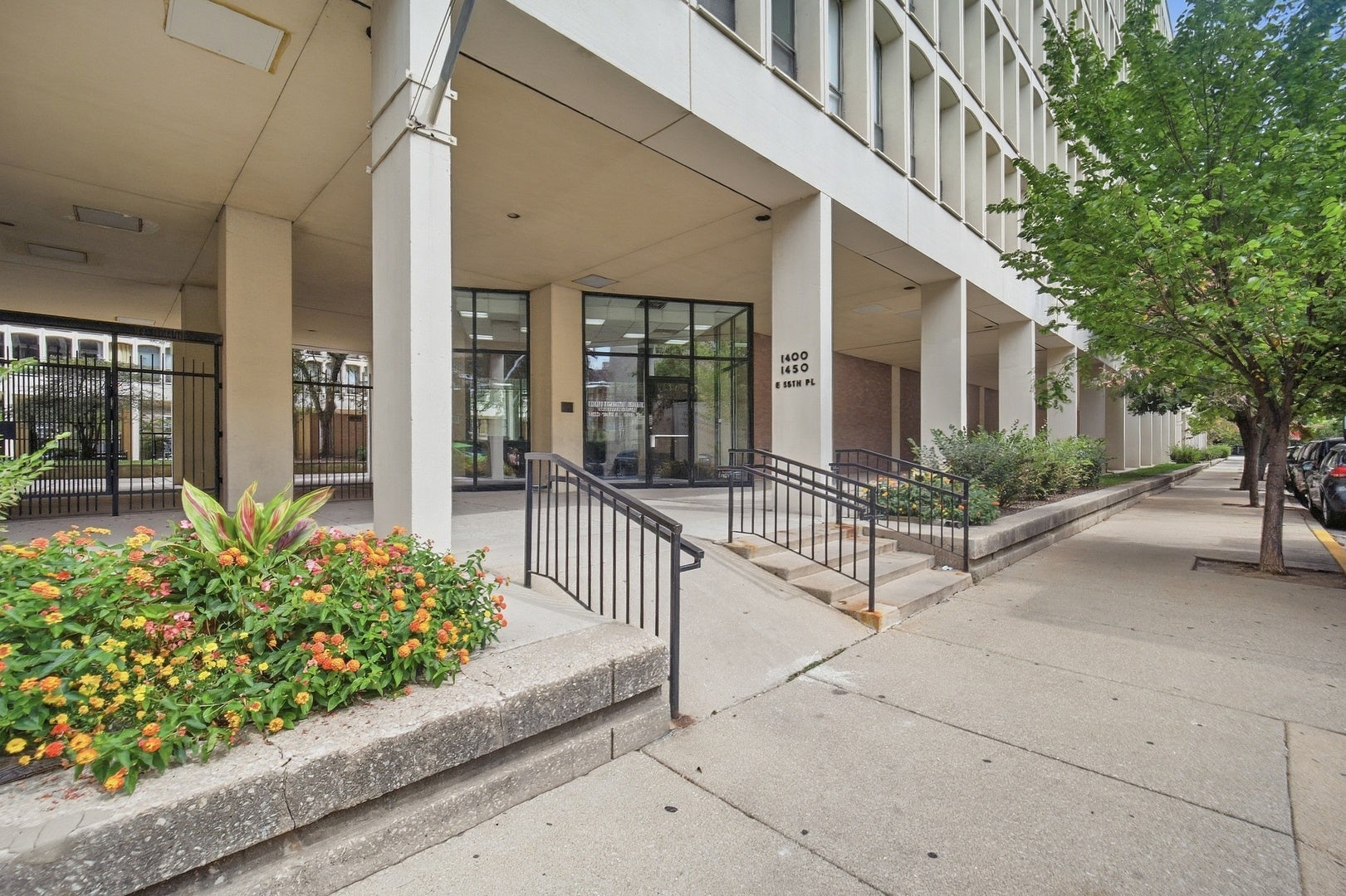 1400 E 55th Place 208S