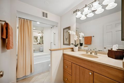 Tiny photo for 1671 Mission Hills Road #501, Northbrook, IL 60062 (MLS # 12412515)