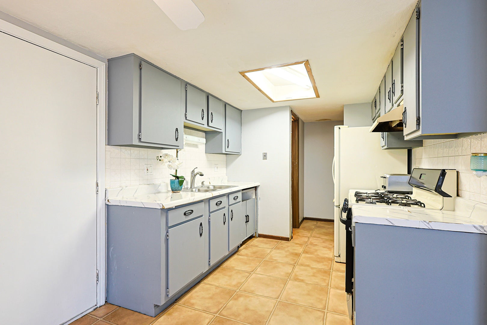 6254 Kit Carson Drive 6254
