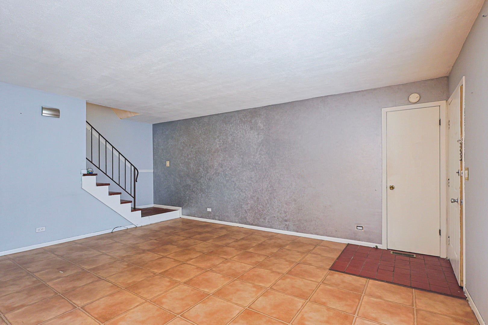 6254 Kit Carson Drive 6254