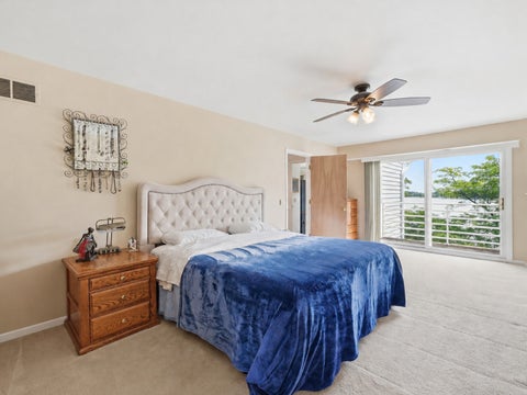 Tiny photo for 26435 N Ridge Court, Mundelein, IL 60060 (MLS # 12748925)