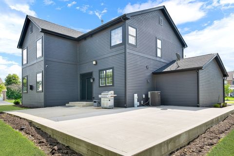 Tiny photo for 2524 Lyman Loop, Yorkville, IL 60560 (MLS # 12508456)