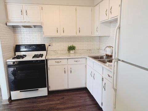 Tiny photo for 9725 S Karlov Avenue #601, Oak Lawn, IL 60453 (MLS # 12568608)