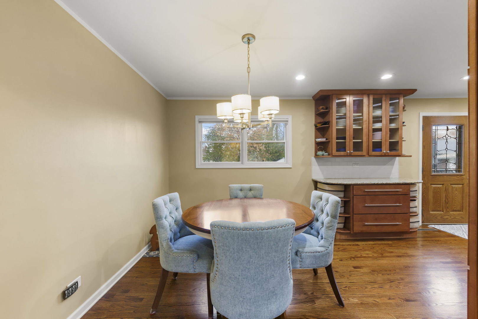 14778 Massasoit Avenue