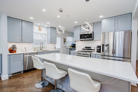 Tiny photo for 1403 S Robert Drive, Mount Prospect, IL 60056 (MLS # 12593571)