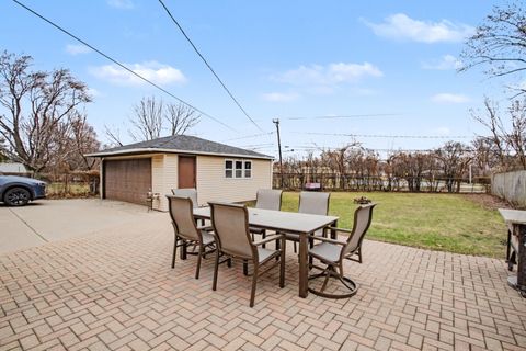 Tiny photo for 1403 S Robert Drive, Mount Prospect, IL 60056 (MLS # 12593571)