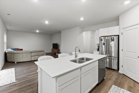 Tiny photo for 3373 Seeley Court, Yorkville, IL 60560 (MLS # 12525385)