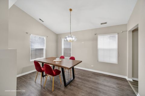 Tiny photo for 2850 Stonewater Drive #0, Naperville, IL 60564 (MLS # 12534030)