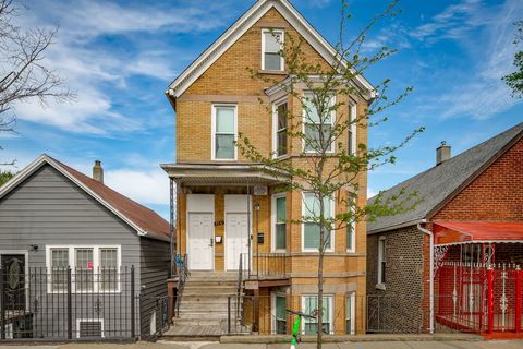 9841 S Ewing Avenue Chicago IL 60617