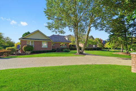 Photo of 510 W Lancaster Court, Inverness, IL 60010 (MLS # 12497681)