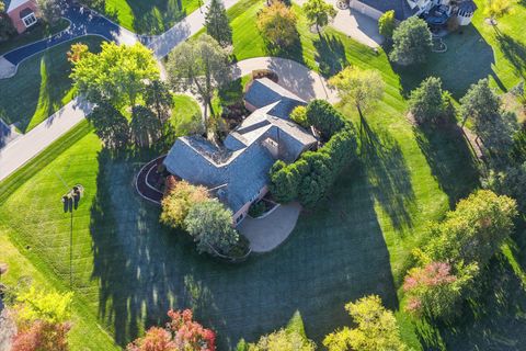 Tiny photo for 510 W Lancaster Court, Inverness, IL 60010 (MLS # 12497681)