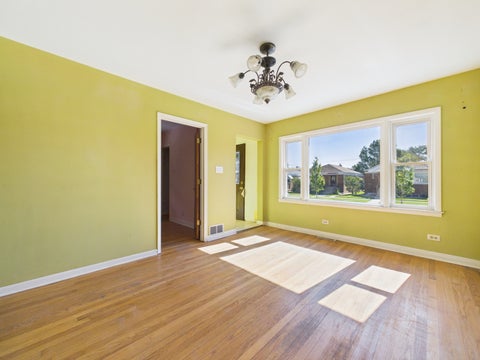 Tiny photo for 2716 N 75th Court, Elmwood Park, IL 60707 (MLS # 12733692)