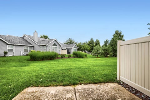 Tiny photo for 21422 Mays Lake Drive, Crest Hill, IL 60403 (MLS # 12657202)