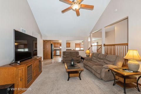 Tiny photo for 1035 Bonnie Lane, Peotone, IL 60468 (MLS # 12470469)