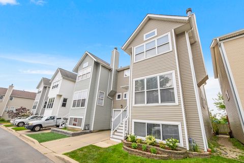 Photo of 4234 N Kolmar Avenue #D, Chicago, IL 60641 (MLS # 12709617)