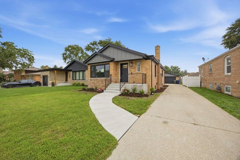 Tiny photo for 9243 S Francisco Avenue, Evergreen Park, IL 60805 (MLS # 12733358)