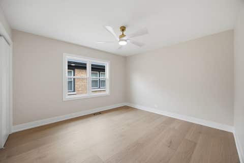 Tiny photo for 9243 S Francisco Avenue, Evergreen Park, IL 60805 (MLS # 12733358)