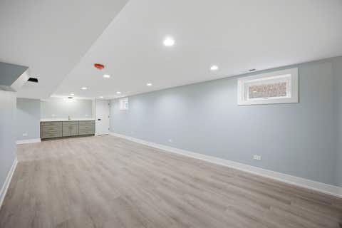 Tiny photo for 9243 S Francisco Avenue, Evergreen Park, IL 60805 (MLS # 12733358)