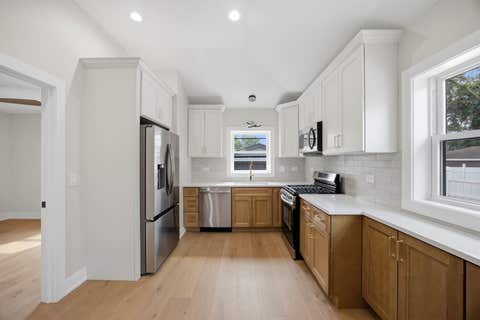 Tiny photo for 9243 S Francisco Avenue, Evergreen Park, IL 60805 (MLS # 12733358)