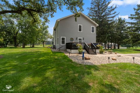Photo of 3842 Stone Oaks Drive, Kankakee, IL 60901 (MLS # 12433457)