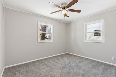 Tiny photo for 5216 N Roberts Road, Peoria Heights, IL 61616 (MLS # 12551521)