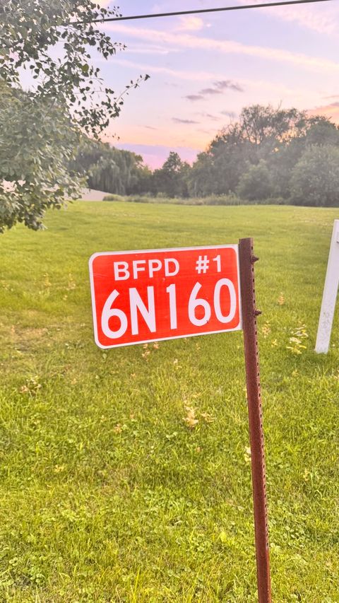 6N160 Garden Avenue Roselle IL 60172